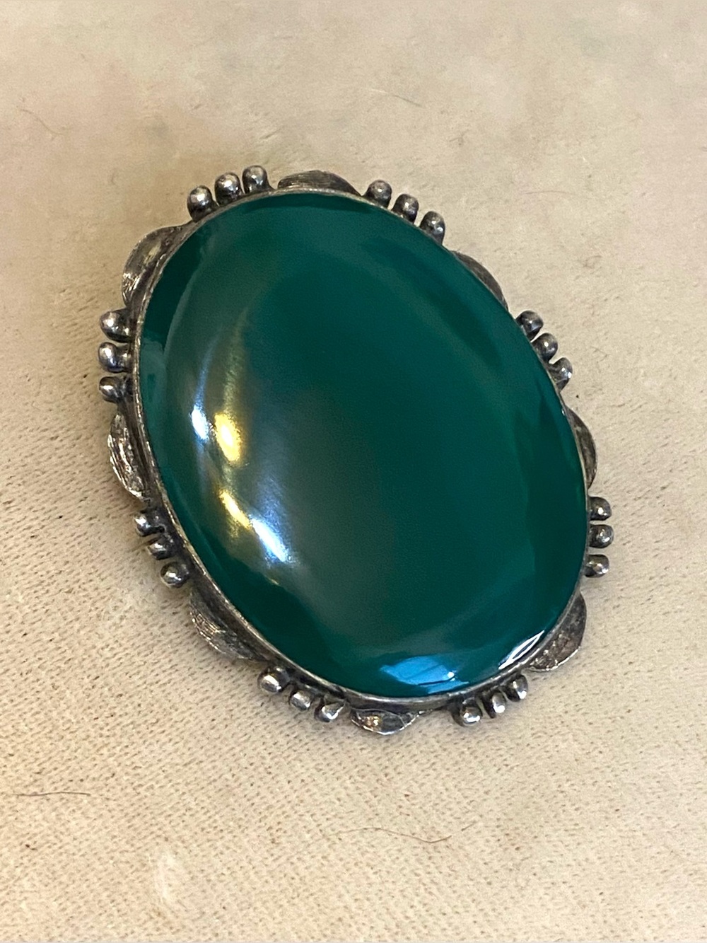 Vintage Sterling Silver Chrysoprase Oval Brooch